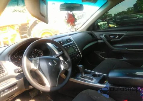 2015 Nissan Altima 2.5 S из США, поврежденный, VIN 1N4AL3AP2FN392263